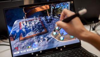آسوس اعتمدت في اللاب توب ProArt Studiobook على تقنية 3D مع تتبع العين