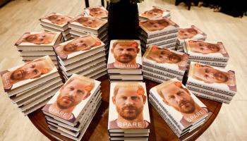 مذكرات الأمير هاري spare 