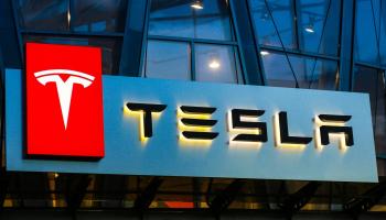 En vidéo..Tesla annonce 3,6 milliards de dollars pour agrandir sa méga-usine du Nevada