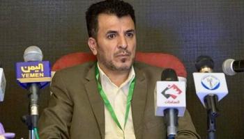 طه المتوكل وزير الصحة بحكومة الانقلاب الحوثي "الناهب للمستشفيات"