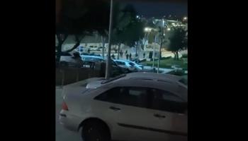 جانب من تصدي الشرطة الإسرائيلية لإطلاق النار 