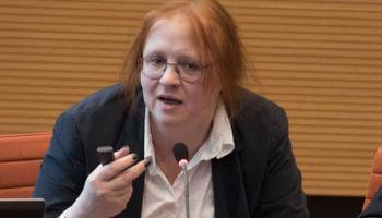 الخبيرة الألمانية سيغريد هيرمان مارشال