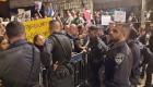 أهالي «رهائن» إسرائيليين يشتبكون مع الشرطة في احتجاج يطالب بعزل نتنياهو