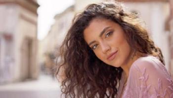الفنانة اللبنانية ستيفاني عطالله
