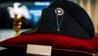 بسعر خرافي لن تصدقه.. من اشترى قبعة نابليون اليوم؟  