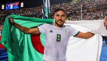 يوسف بلايلي نجم منتخب الجزائر 