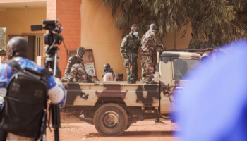 Vidéo.. Le Mali ouvre une enquête sur des chefs d'Al-Qaïda et des séparatistes touareg