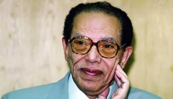 المفكر المصري الراحل مصطفى محمود