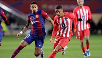 من مباراة برشلونة وأتلتيكو مدريد