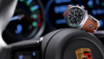 ساعة Porsche Design Chronograph 1 - 911 S/T