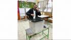 صاحب الأغنية الوطنية «تسلم الأيادي».. مصطفى كامل يدلي بصوته في الانتخابات الرئاسية بمصر (صور)