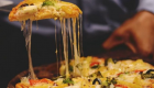 جشنواره پیتزاهای وحشتناک در ایتالیا: از پیتزای مار تا سوسک!