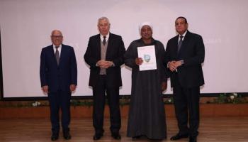 تسليم عقود مؤمنة للمزارعين في سهل الحسينية وسهل الطينة ومثلث الخير