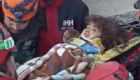 Maraş’ta 61 saat sonra enkazdan çıkarılan 8 yaşındaki kız çocuğu: Kardeşim minik ölebilir