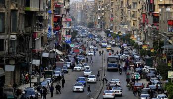 ضغوط الحياة تخلخل الأسرة في مصر - أرشيفية