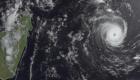 Un cyclone menace la Réunion 