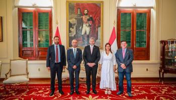 جانب من استقبال رئيس باراغواي لرئيس المجلس العالمي للتسامح والسلام