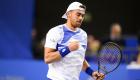 Tennis : Arthur Fils domine Stan Wawrinka et retrouvera Benjamin Bonzi en demi-finales