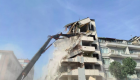 1999 Marmara Depremi'nde hasar gören iş merkezinin yıkımına başlandı