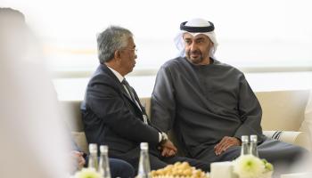 الشيخ محمد بن زايد آل نهيان يستقبل ملك ماليزيا 