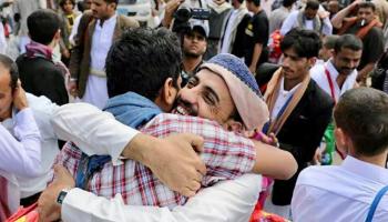 صفقة سابقة لتبادل الأسرى والمعتقلين بين الحكومة اليمنية والحوثيين