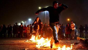 احتفالات آخر ليلة أربعاء من العام الإيراني