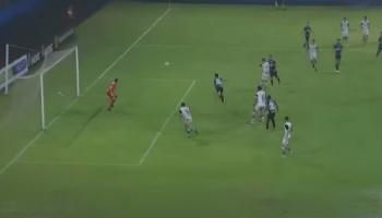 مباراة في الدوري البوليفي