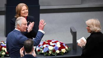 ملك بريطانيا يلقى ترحيبا كبيرا في البرلمان