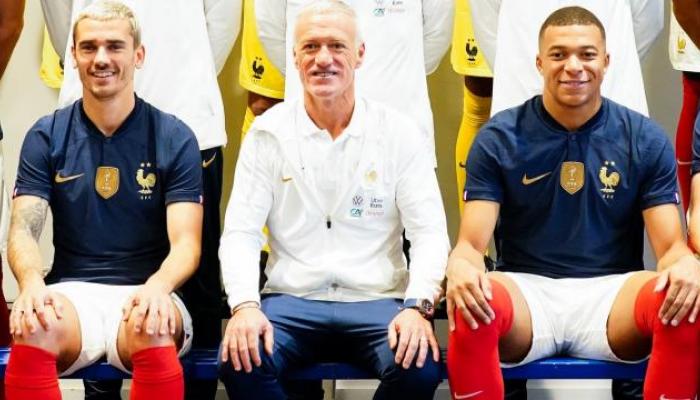 Griezmann Deschamps et Mbappé