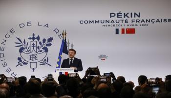 الرئيس إيمانويل ماكرون يتحدث خلال لقاء مع الجالية الفرنسية في الصين 