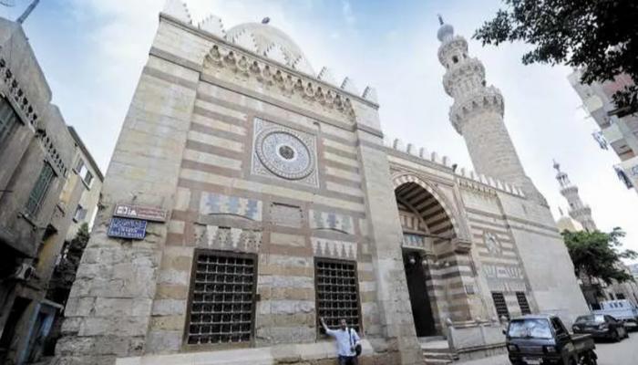 مسجد آق سنقر.. "الجامع الأزرق" تحفة معمارية في مصر