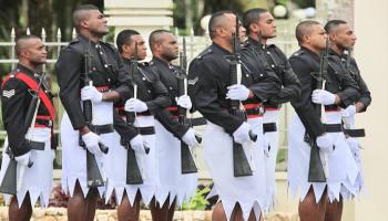 عناصر مسلحة ترتدي التنانير بالحرس الرئاسي في فيغي - أرشيفية