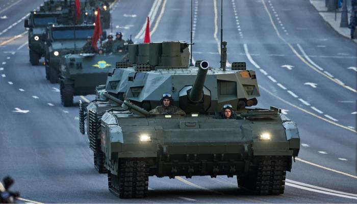 La Russie envoie ses chars les plus redoutables sur le front
