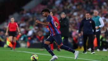 لامين يامال لاعب برشلونة
