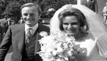 كاميلا وأندرو باركر بولز 