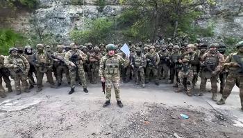  يفغيني بريغوجين ومقاتلين من 