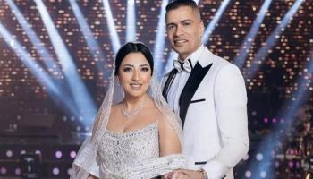حسن شاكوش وزوجته