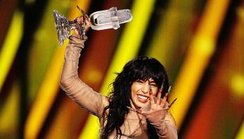 لورين تحمل لقب يوروفيجن 2023