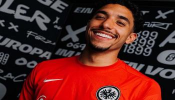 عمر مرموش بقميص آينتراخت فرانكفورت