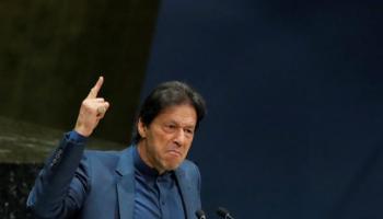 عمران خان رئيس وزراء باكستان السابق