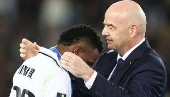 جياني إنفانتينو وفيني جونيور