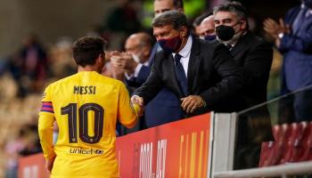 خوان لابورتا رئيس برشلونة وليونيل ميسي