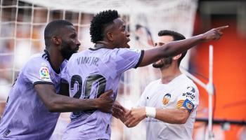 العنصرية ضد فينيسيوس جونيور 