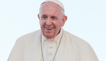 Vatican : Le pape François préside la messe de Pentecôte après un épisode de fièvre 