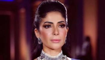 الفنانة منى زكي 