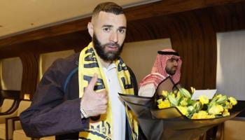 كريم بنزيما بعد الوصول للمملكة العربية السعودية