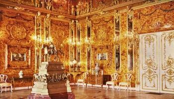 غرفة العنبر التي أخفتها القوات الألمانية عقب الاستيلاء عليها