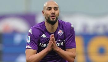 سفيان أمرابط لاعب فريق فيورنتينا الإيطالي