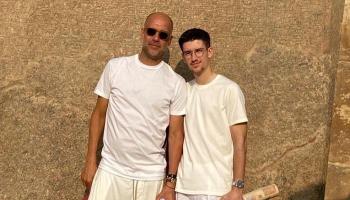 بيب غوارديولا مدرب مانشستر سيتي في مصر