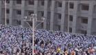 حجاج بيت الله يتوافدون لرمي جمرة العقبة (صور)